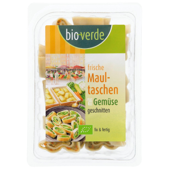 Maultaschen Gemüse geschnitten